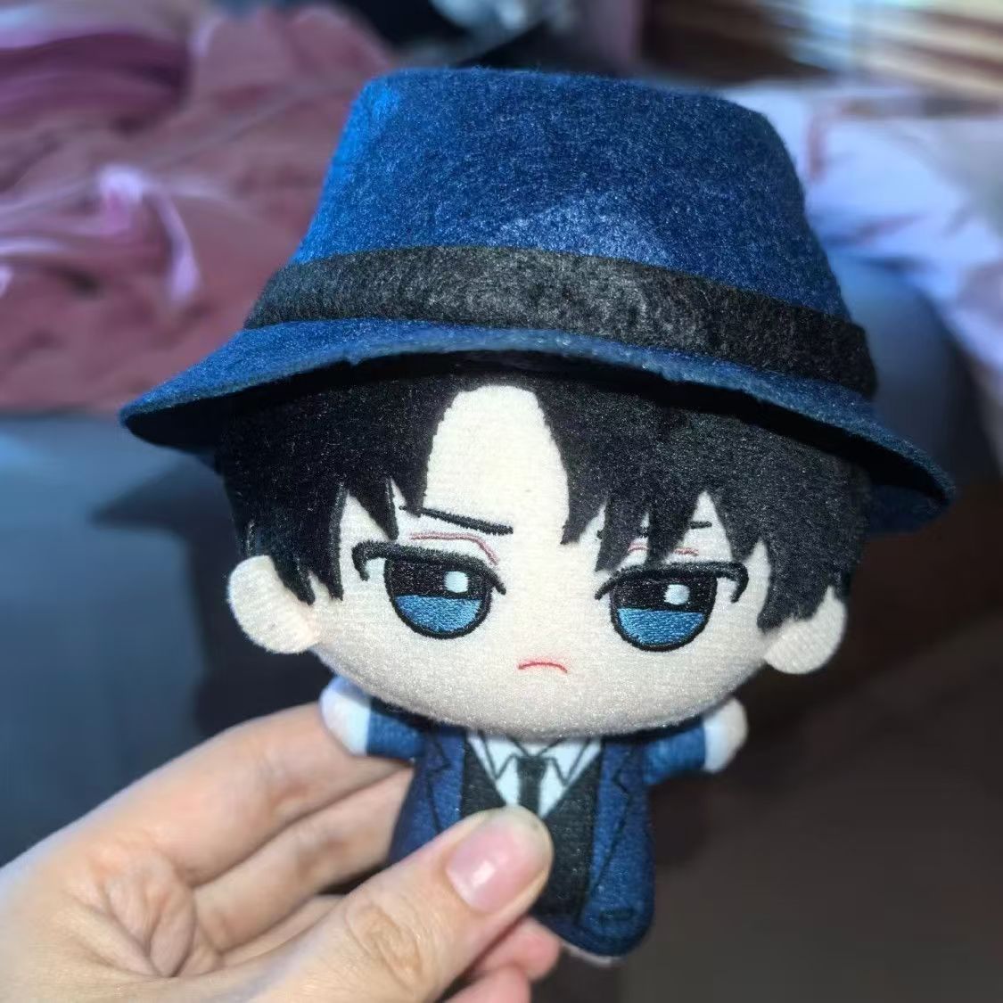 Anime Merchandise For Sale - Peluche de Levi Ackerman de 10